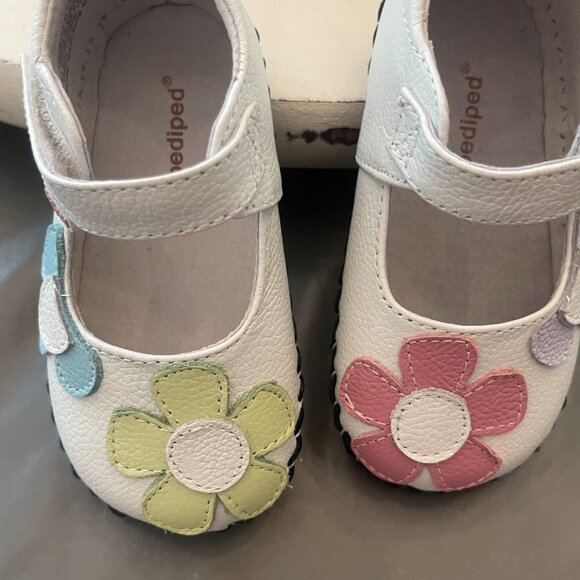 pediped abigail white multi shoes - Picture 1 of 8